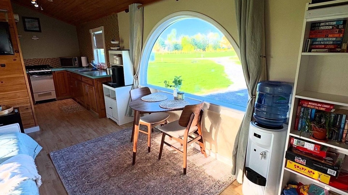 Chazy Cabin | Tiny Glamping Experience with AC and access to Lake Champlain