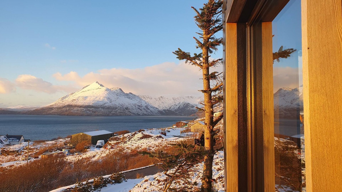 Sleat Cabin | Tiny Home in Isle of Skye-pet Friendly