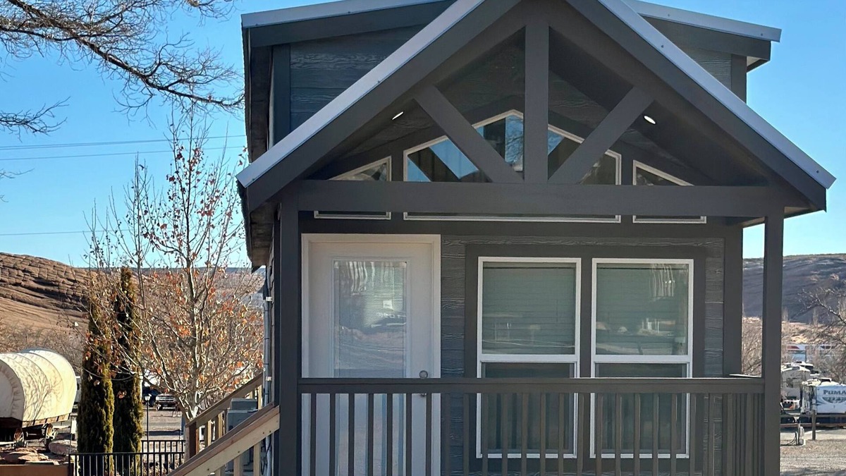 Page Cabin | Tiny Home King Room #23A