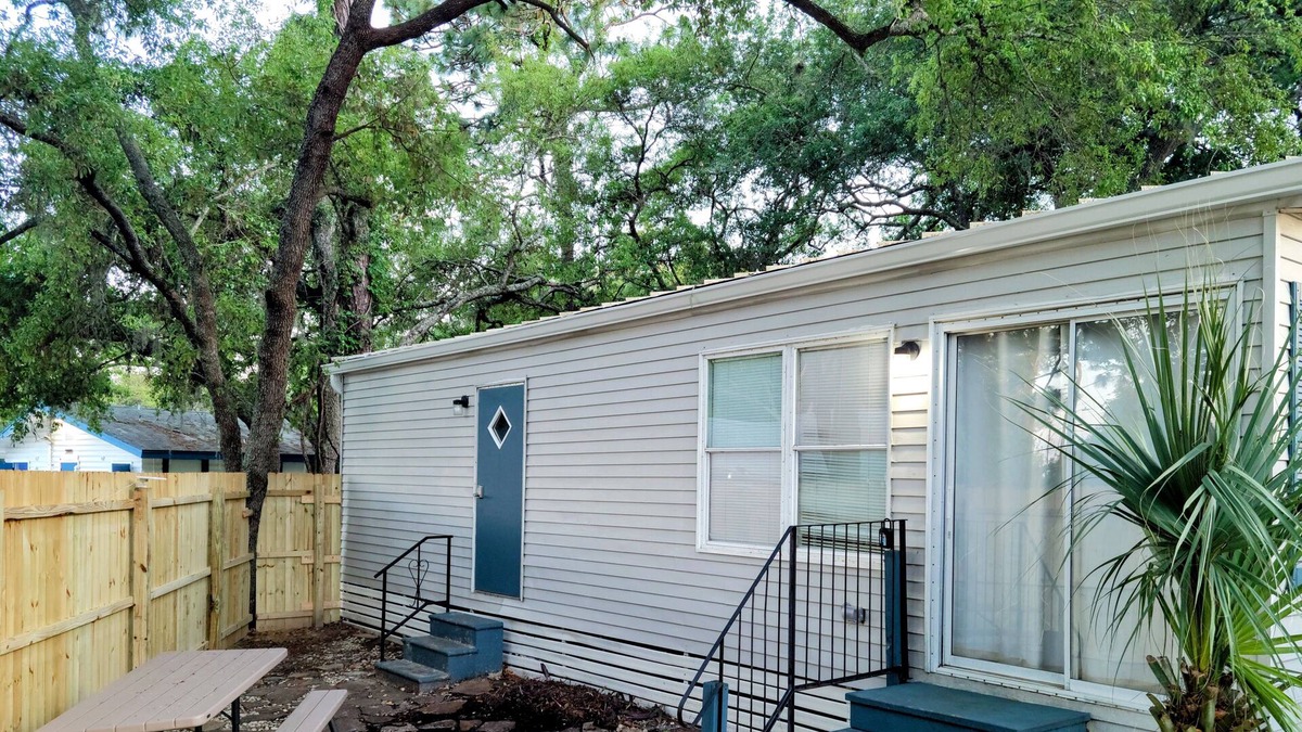 Apopka House | Tiny Home Near Disney