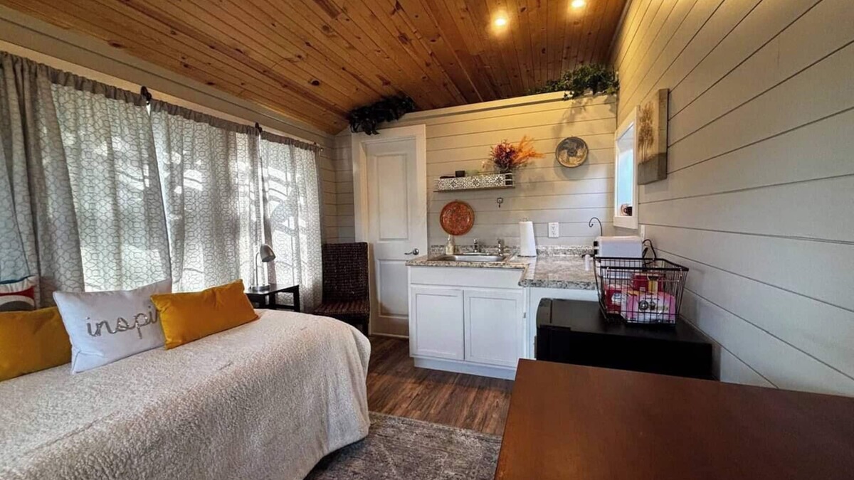 Tulsa Apartment | Tiny Home Near Downtown Tulsa