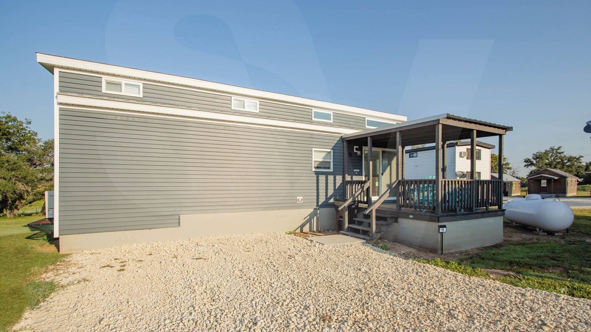Hamilton Cabin | Tiny Home with AC in charming Hamilton