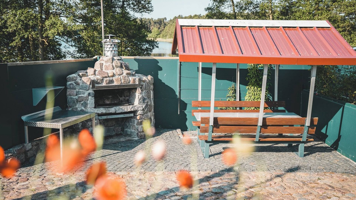 Lohmen House | Tiny house by the lake - romantic & with its own barbecue corner 🔥🌊
