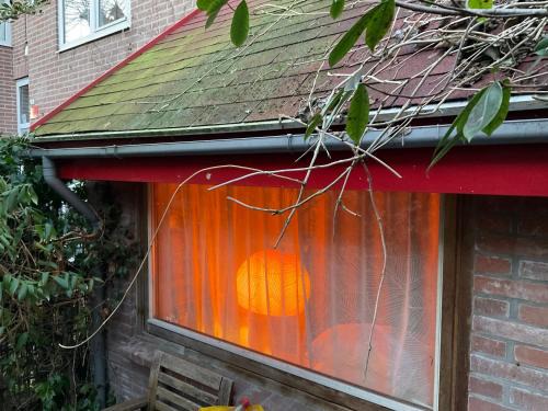 Utrecht Apartment | Tiny house for 2 with private garden