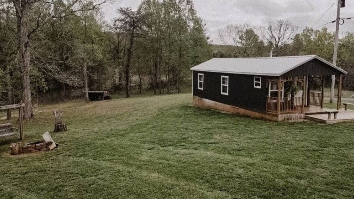 Rock Island Cottage | TINY HOUSE NEAR FALL CREEK FALLS AND ROCK ISLAND STATE PARK