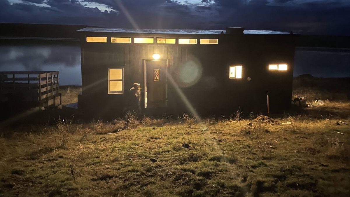 Stratford Cabin | Tiny House on Moses Lake with Dock, Boat Launch, Large deck w/ Hot Tub and grill
