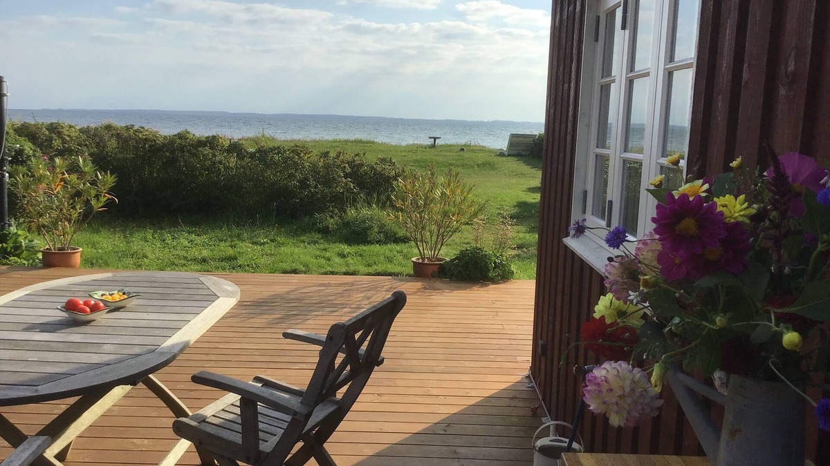 Oure Cottage | Tiny House on the Beach