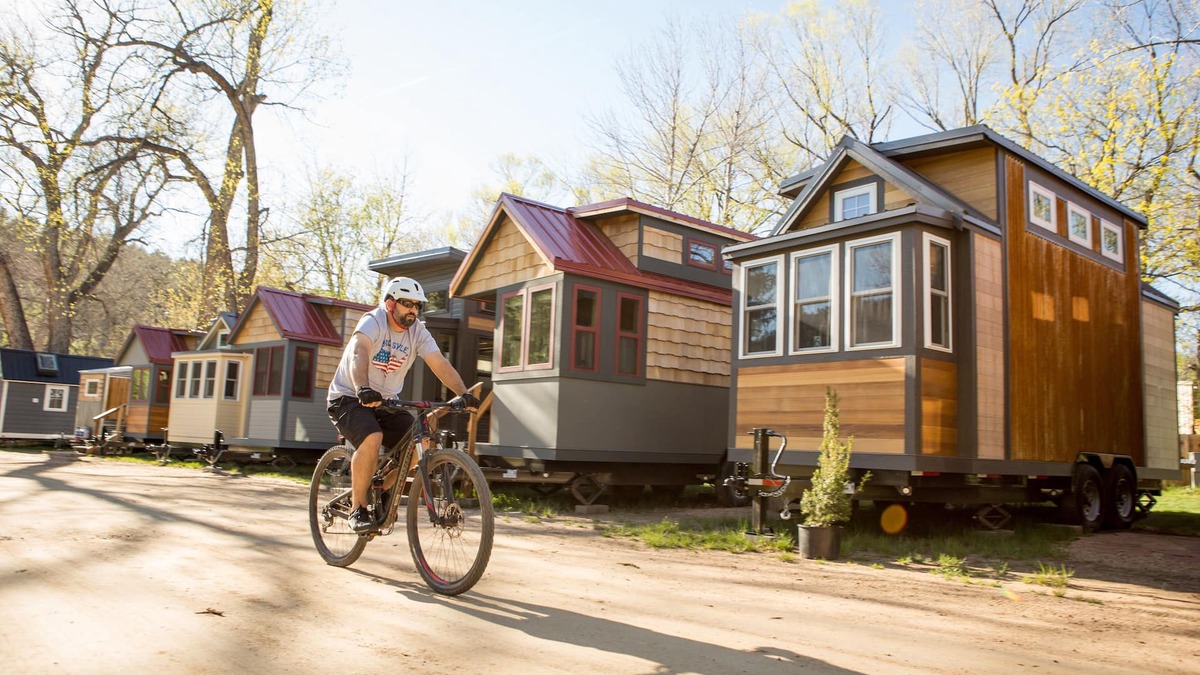 Lyons House | Tiny House Resort: Outdoor Adventure Near Estes Park