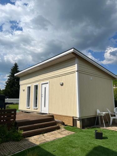 Heberg House | Tiny house with shared pool, max 4 people