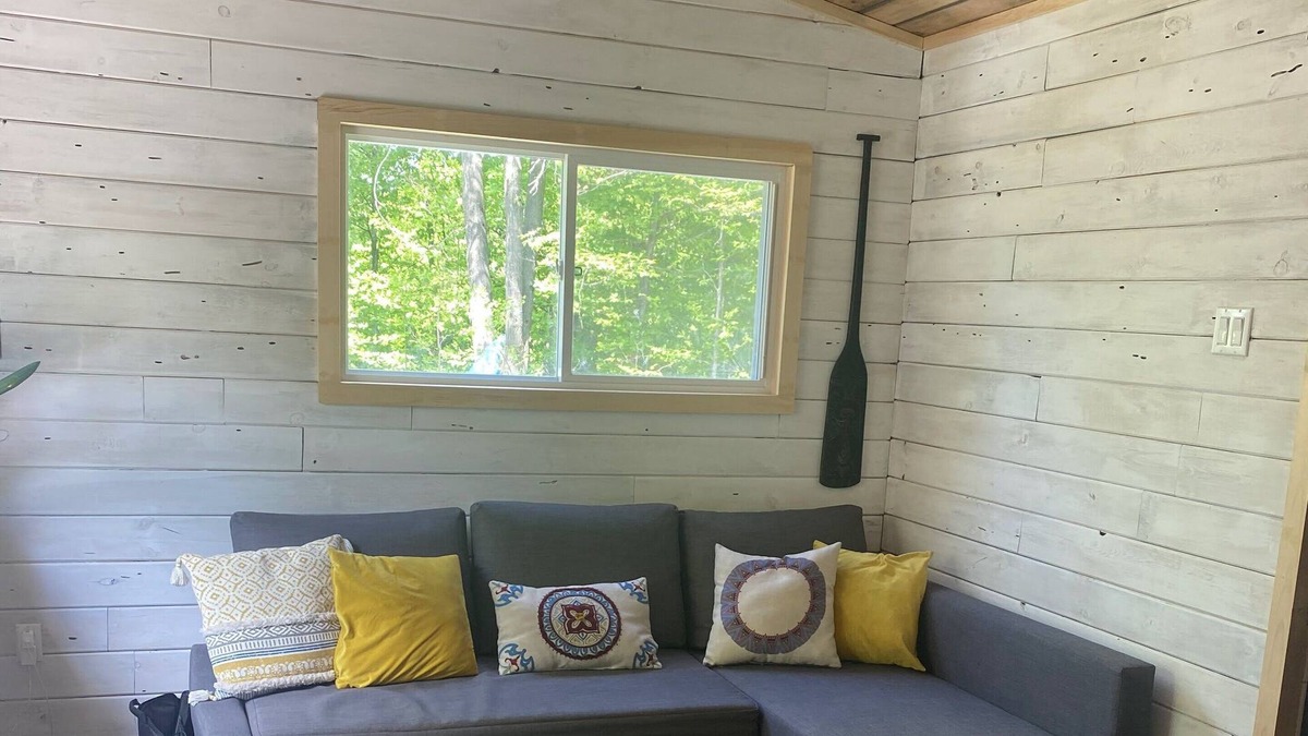 Central Frontenac Cabin | Tiny in The Trees