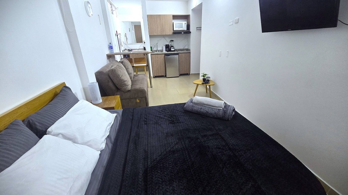 Cedritos Bed & Breakfast | Tiny Loft Apt for up to 3 people