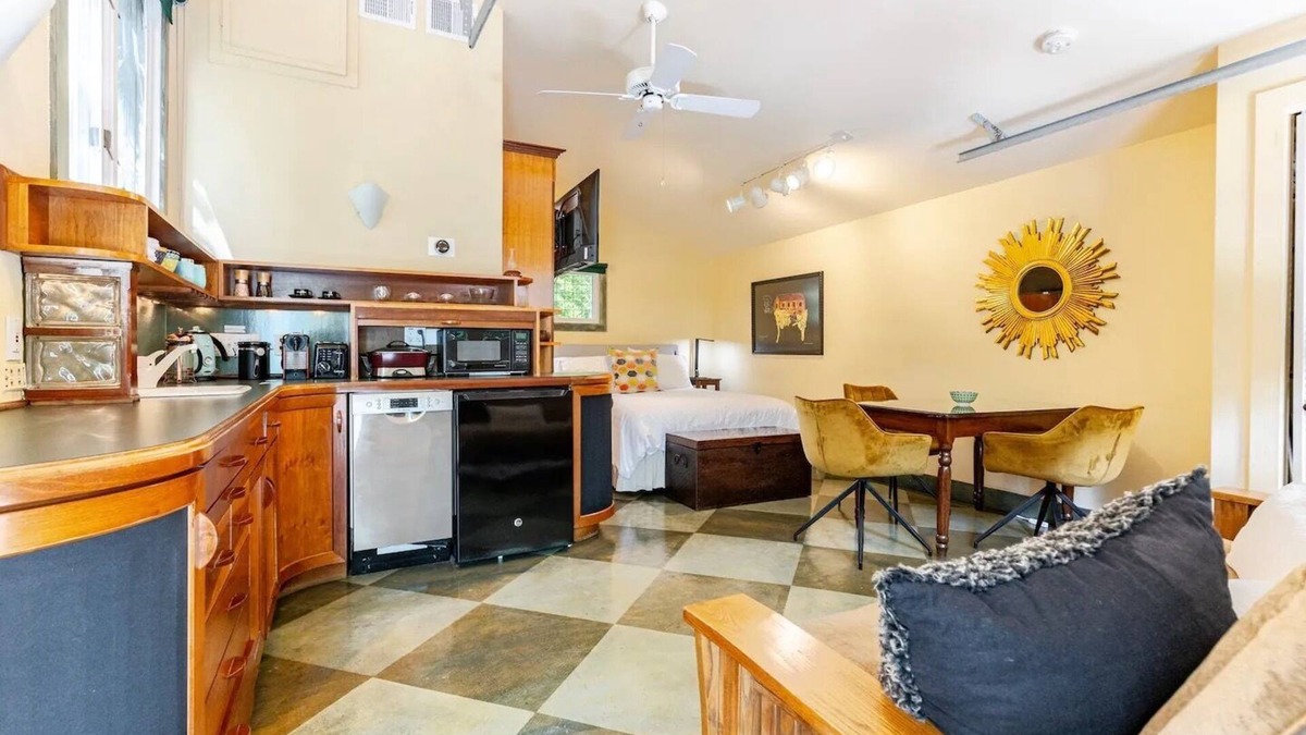 Clarksville House | Tiny Tasteful 2