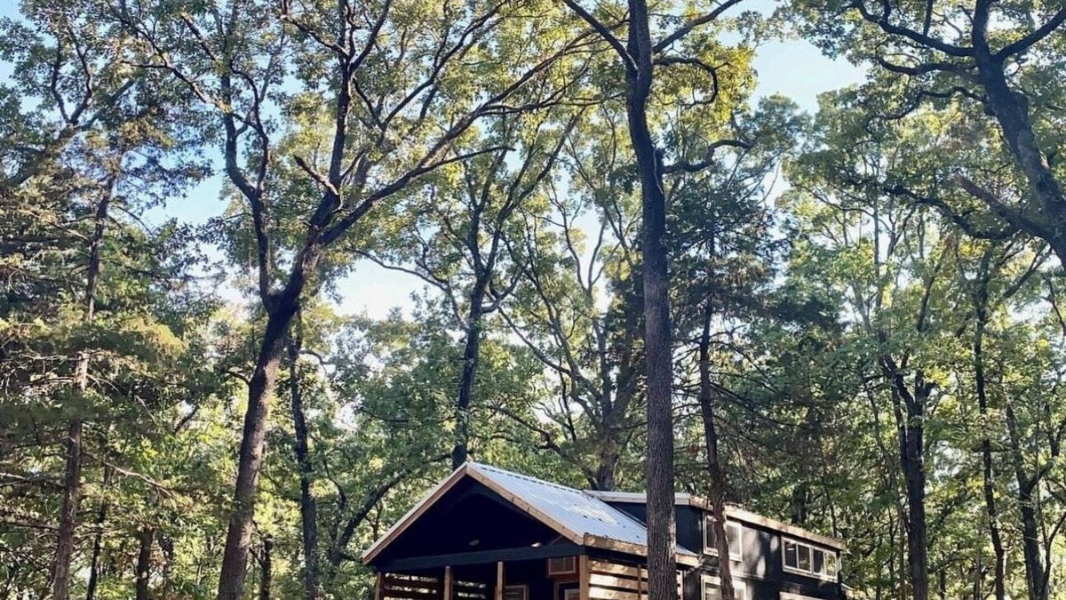 Pottsboro Cabin | Tiny Texoma Treasure: Your Wooded, Lakeside Wonderland