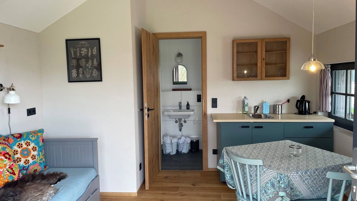 Breitbrunn a. Chiemsee Apartment | Tinyhouse with terrace and garden view, 25sqm