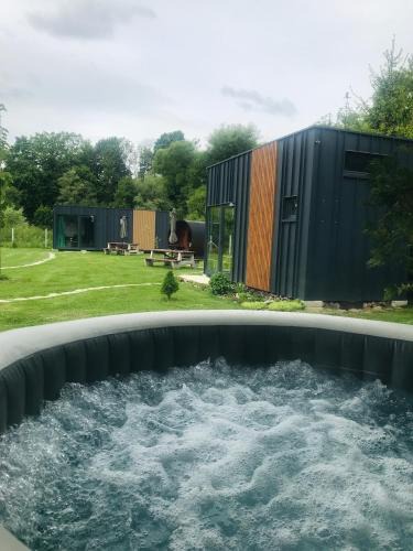 Oravska Poruba Apartment | TinyHouses & Garden