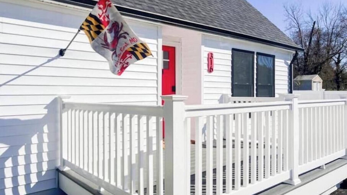 North East House | Tip Of The Town Fresh and New 3 Bedroom Nest