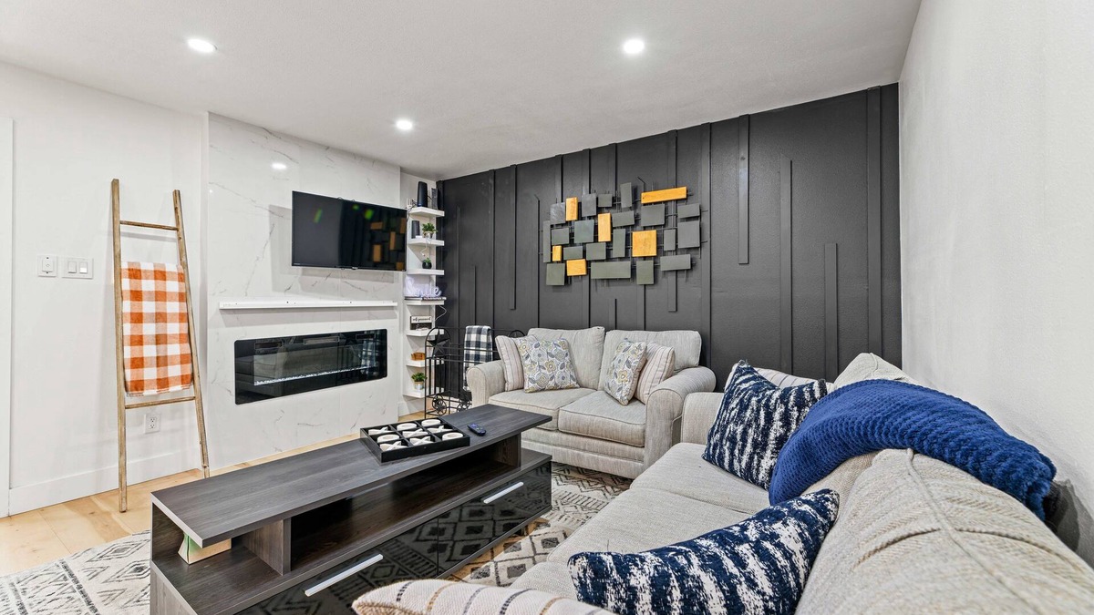Dallas House | Tipperary Oasis: 3 Beds & a Private Pool