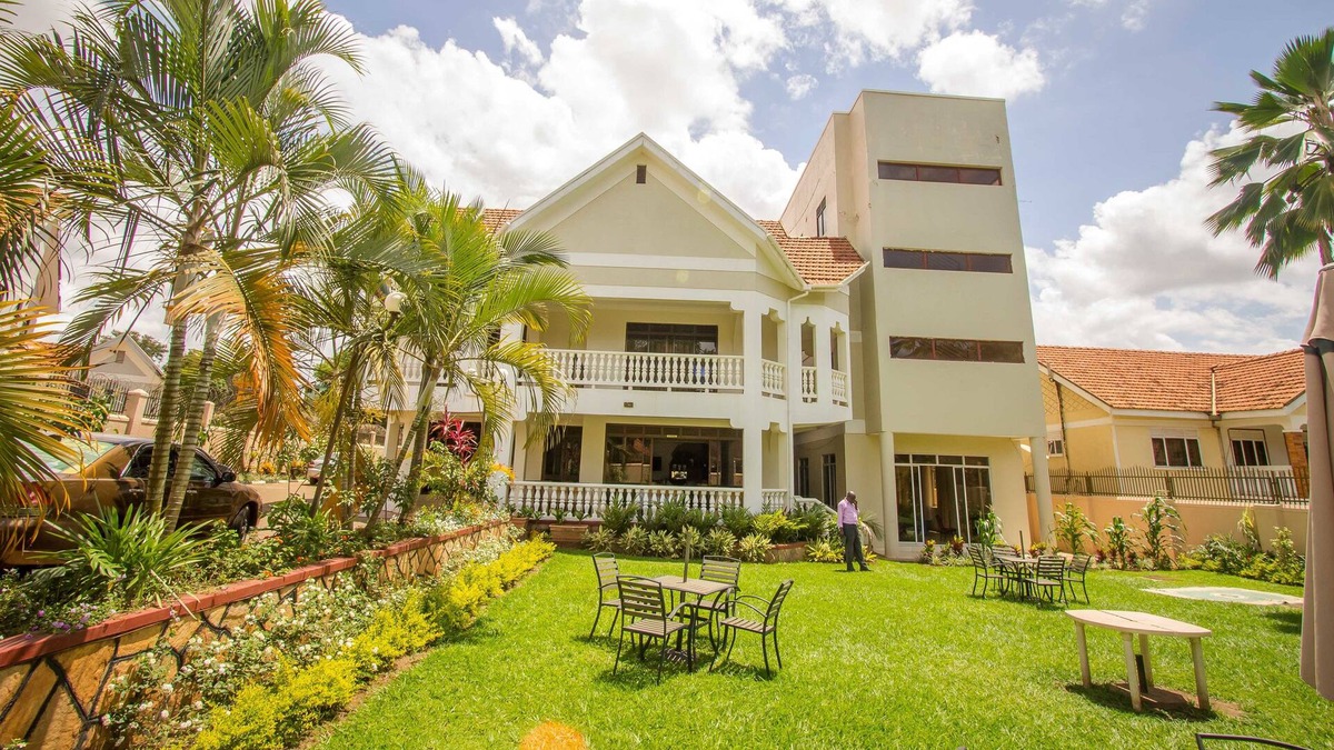 Muyenga Hotel | Tiptone Hotel