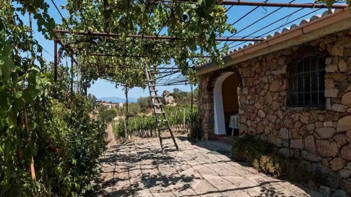 Dorgali House | Tiscali-goroppu vacation home.