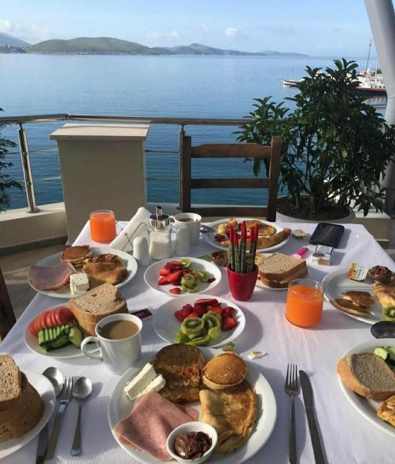 Qender Hotel | Titania Hotel