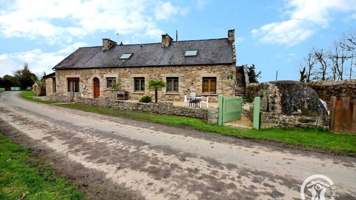 Corseul Apartment | Titre Provisoire