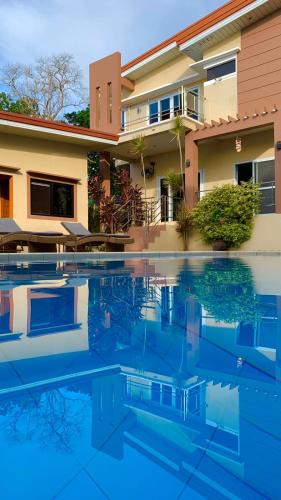 Zamboanguita House | TLT Guesthouses - Dauin
