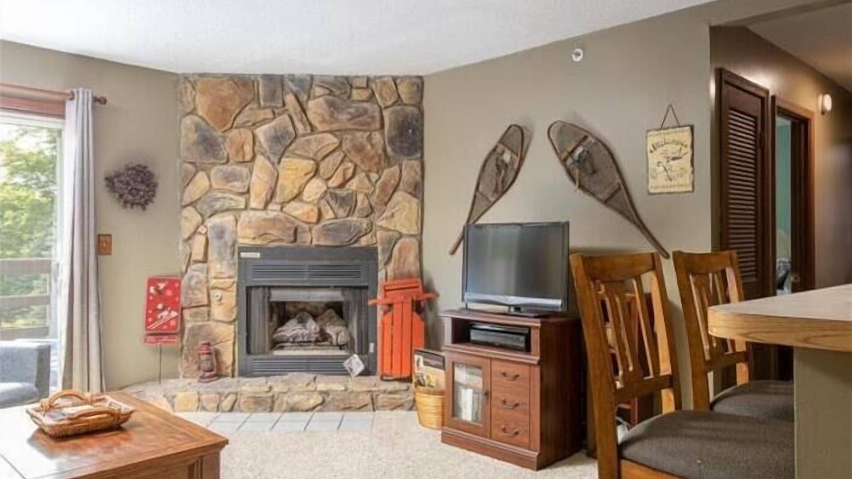 Timberline Condo | TMD202-updated Timberline Condo!