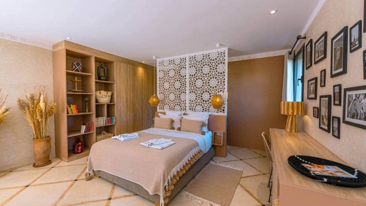 Assouel House | To complete