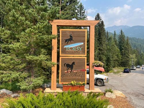 East Kootenay Apartment | Toby Creek Lodge by StayIn
