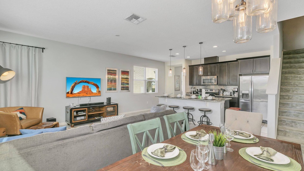 Kissimmee House | "Tocoa Bay" - Epic 4BD/3.5BA Townhome near Disney
