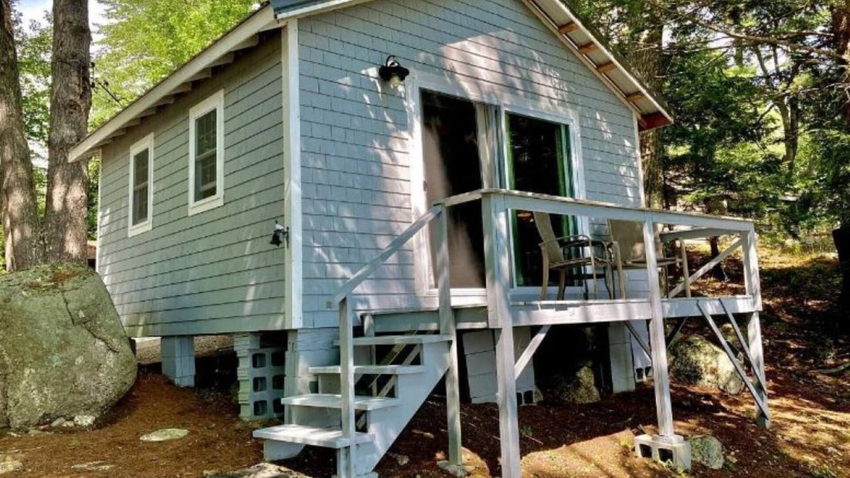 Orland Cottage | Toddy Pond Pinetree Cabin-Stunning views,water fun,close to coastal towns, parks
