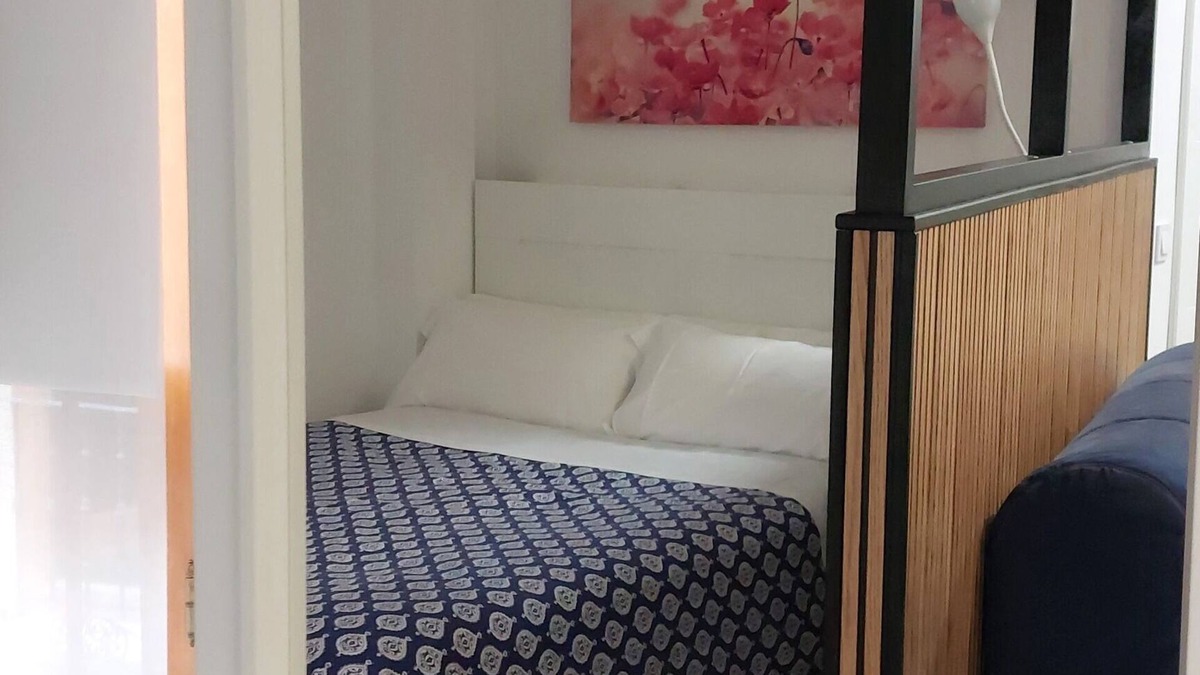 Toledo City Center Apartment | ToledoAloja - T24 -Study in the historic center of Toledo