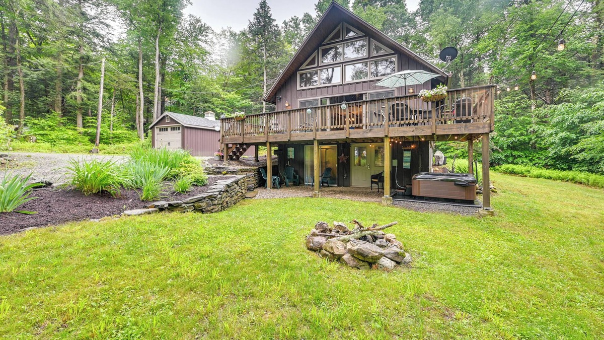 Tolland Cabin | Tolland Cabin w/Private Hot Tub & Grill!