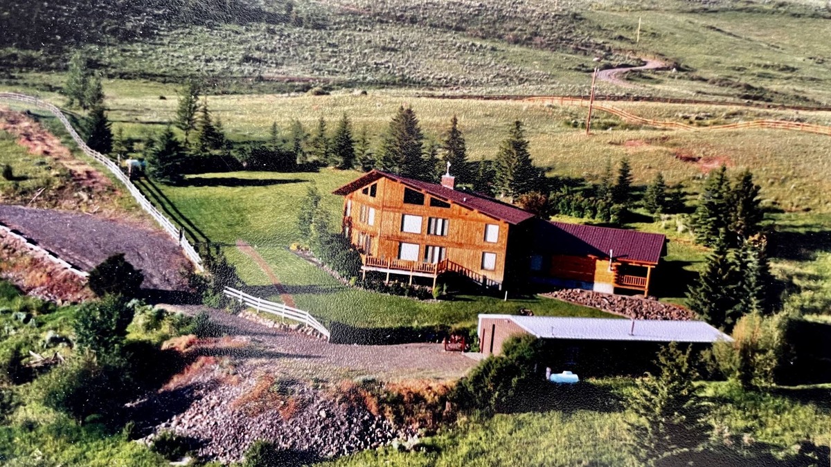 Emigrant House | Tom Miner Creek Main House