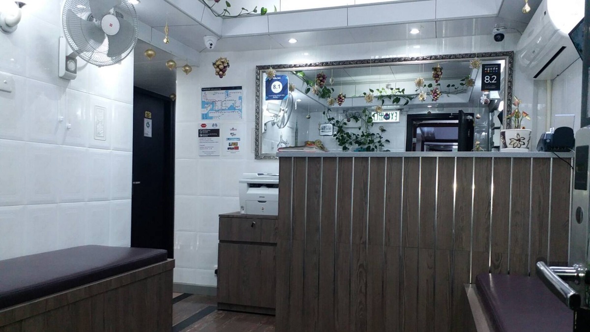 Tsim Sha Tsui House | Tom's Guest House