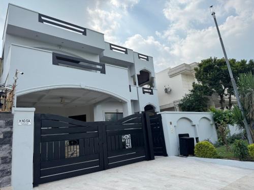 Islamabad House | Tom's Villa House