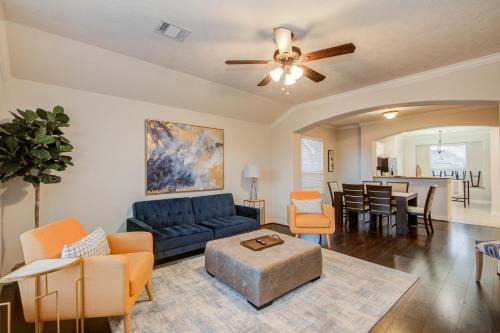 Tomball House | Tomball Fall Special Pets allowed