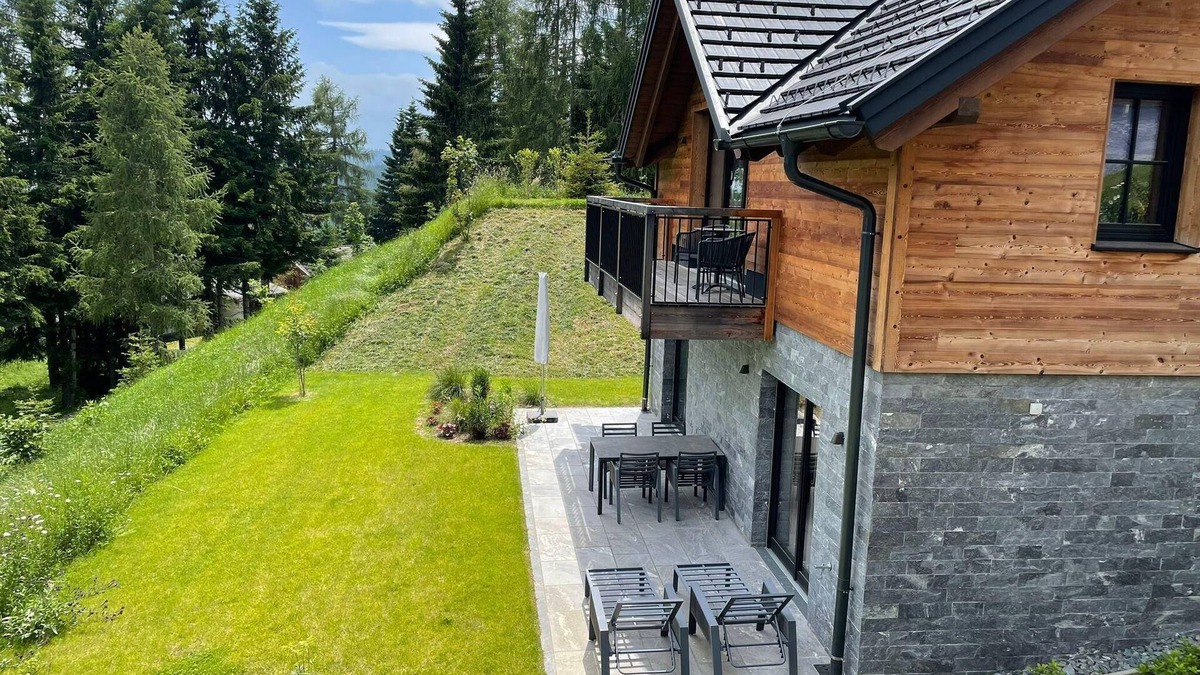 Albeck House | Tomtegl-Bergchalet No.3 mit Privatsauna, Infinitypool, Kamin, Fitnessraum, 1500m Seehöhe