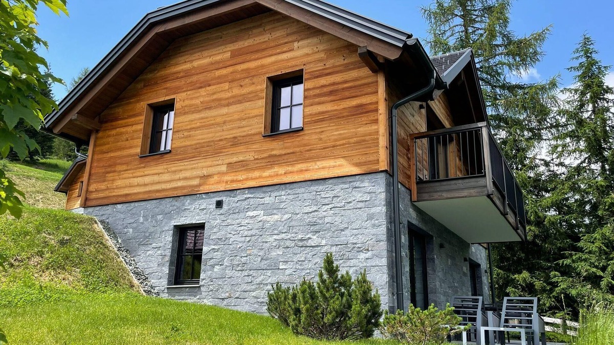 Albeck House | Tomtegl-Bergchalet No.6 mit Privatsauna, Infinitypool, Kamin, Fitnessraum, 1500m Seehöhe