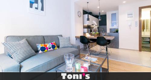 Filopappou Apartment | TONIS Le Petit Nicolas 1BD Apartment in Koukaki!