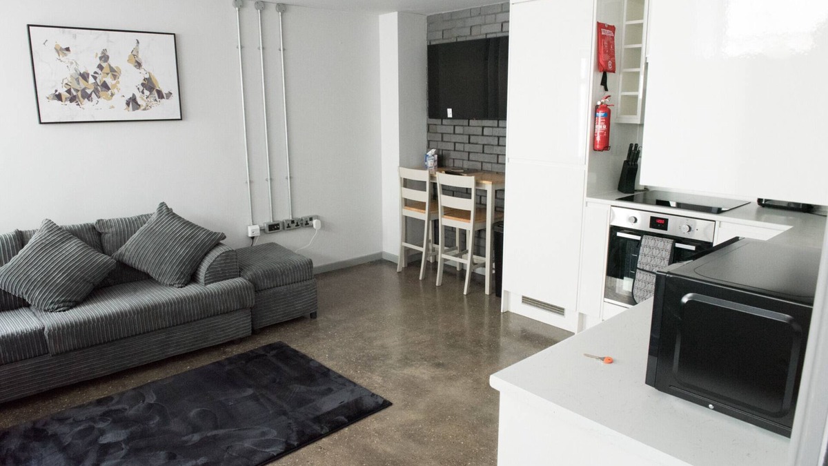 Ipswich Apartment | Toothbrush Apartments - 1 Bed Duplex - Fore St