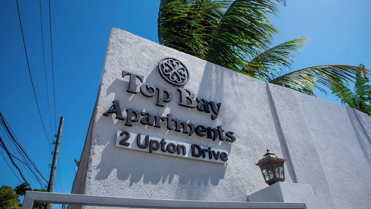 Albion Apartment | Top Bay Hilltop Stay – 5 Apartments Near Beach & Attractions