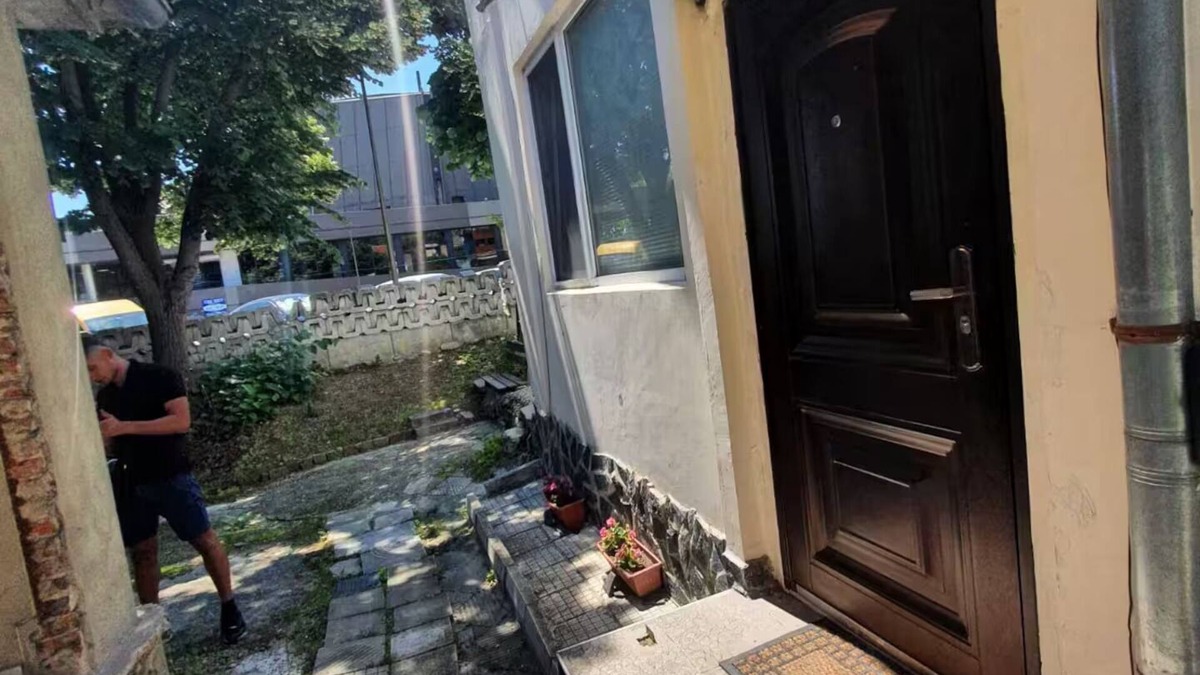 Odesos Cottage | Top center Varna. Cozy home meters from the beach!