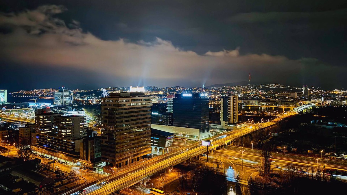 Bratislava Apartment | TOP City View from 23rd Floor Apartment