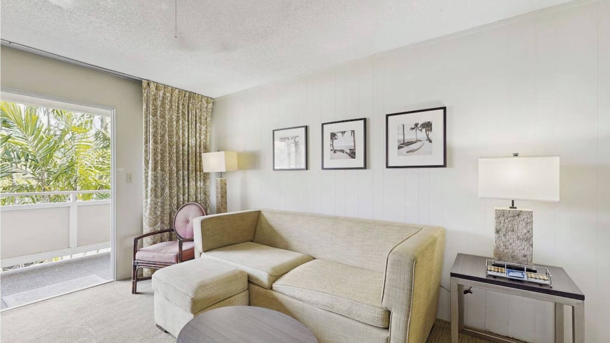 Wailua Condo | Top Floor, Centrally Located Condo, AC, Private Lanai, Steps to Beach