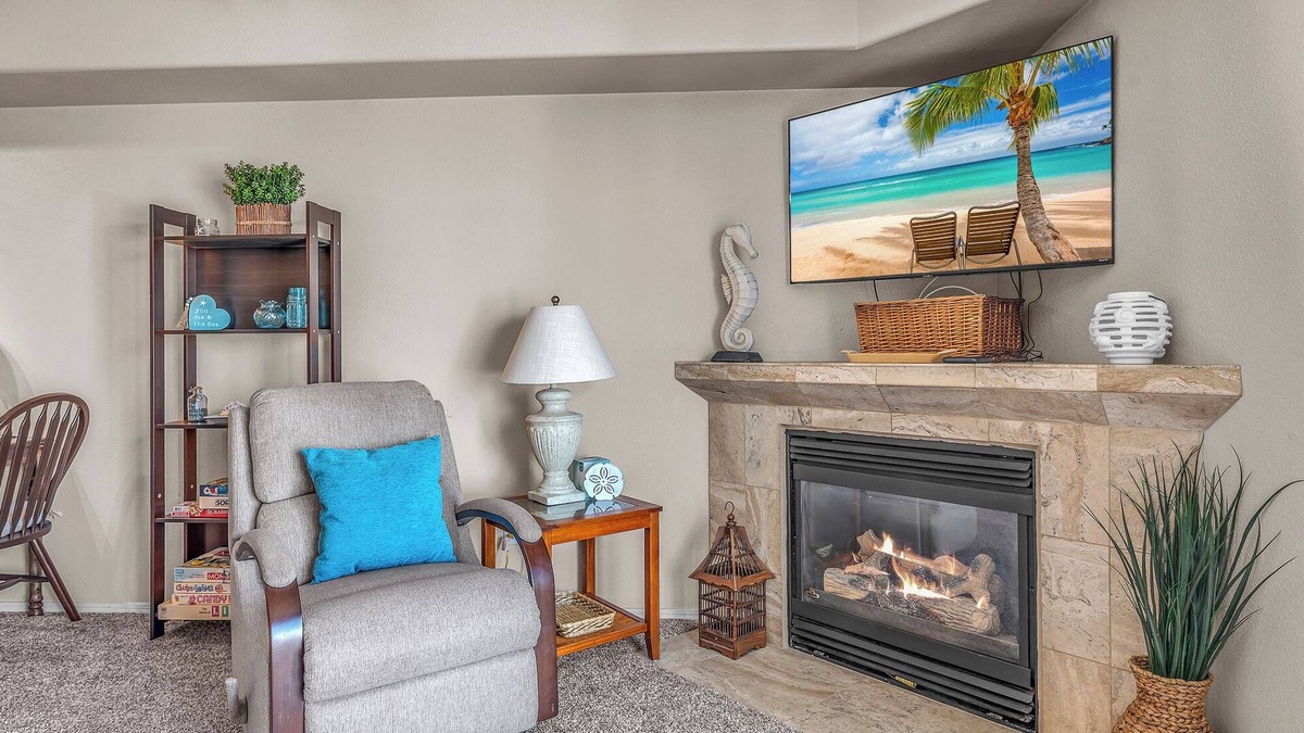 Lincoln City Condo | Top Floor, Ocean View Condo in The Heart of The Taft District in Lincoln City