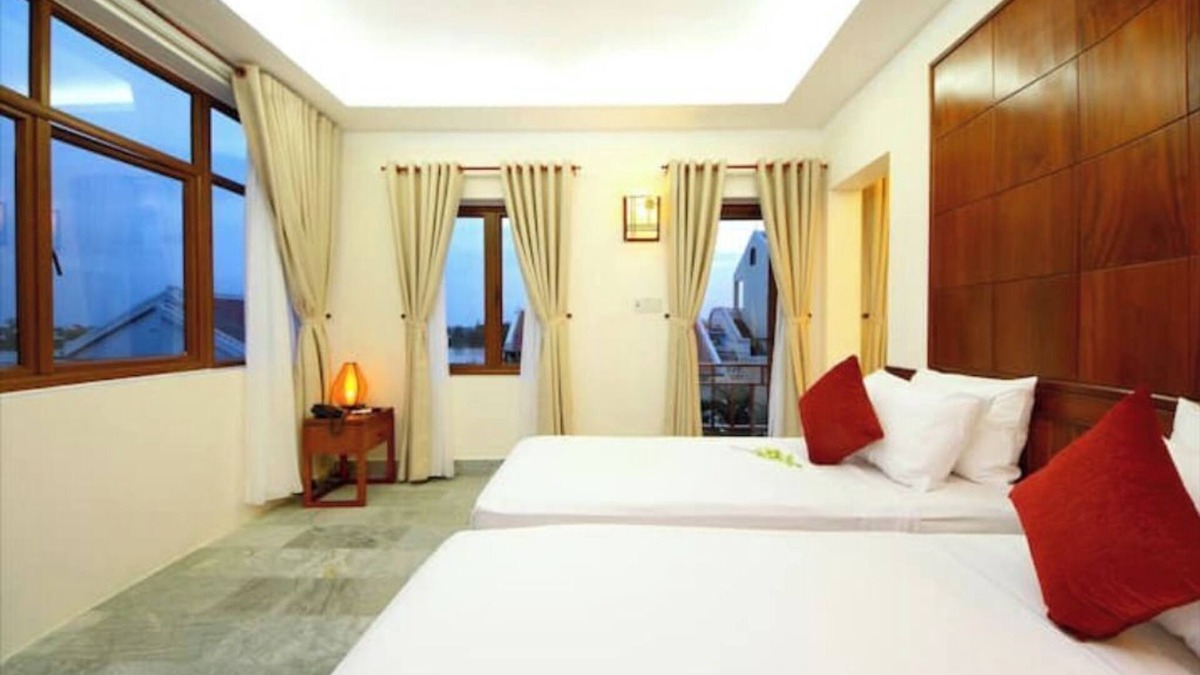 Hoi An Apartment | Top floor One-bedroom Suite overlooking lazy river