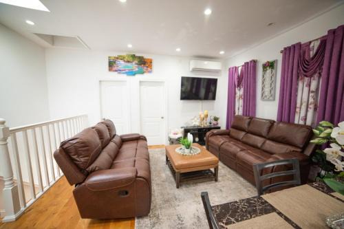 Canarsie House | Top Floor with Skylight Brooklyn