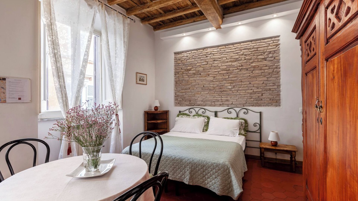 Rione V Ponte Apartment | Top Location in the Historical Center of Rome Piazza Navona - Vatican; WiFi A/C