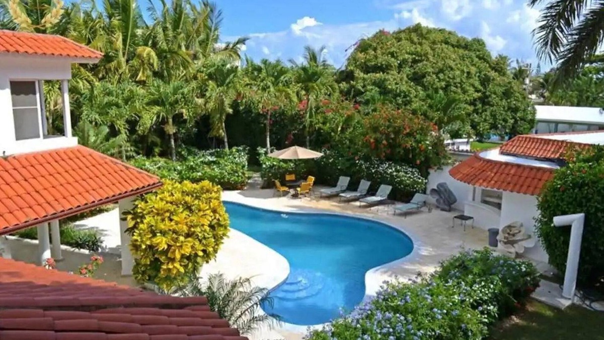 Villas Ana Maria Villa | Top luxury in central Sosua, flexible size, low down payment